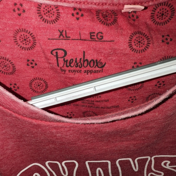 Arkansas Razorbacks Tee!! - Picture 2 of 3